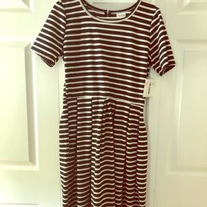 New with Tags - Black and white LuLaRoe Amelia XL